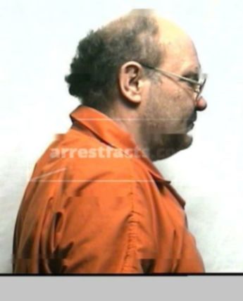 James R Mcclung