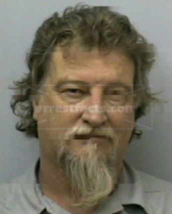Thomas D Floyd