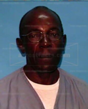 Willie L Williams