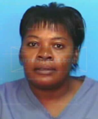 Carolyn L Reynolds