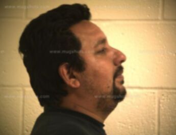 Roberto Acuna Molina