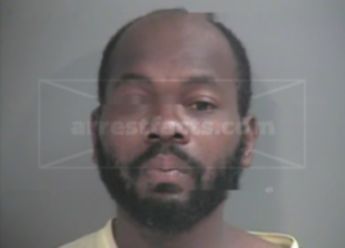 Marcus Dixon