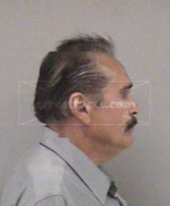 Efren P Garcia