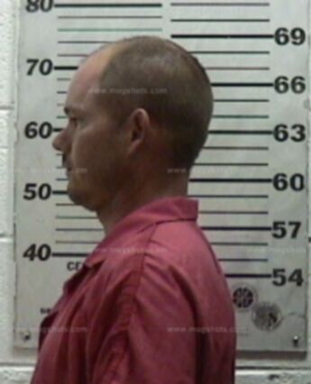Lonnie R Marcotte