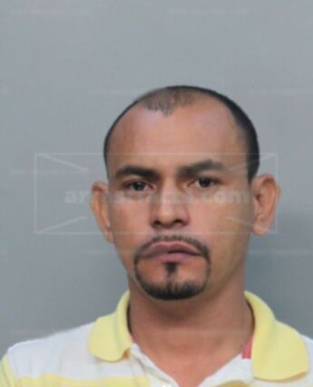 Oscar A Cardona