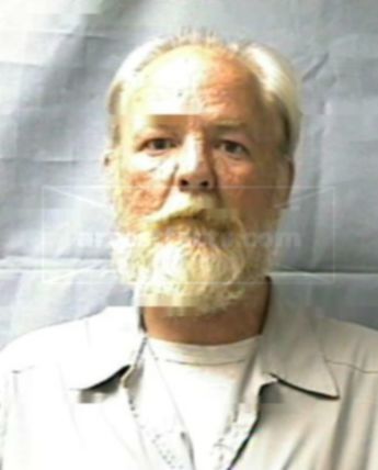 Harold D Hardesty