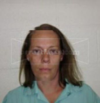 Tracey L Carawon