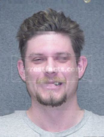 Shawn D Dwyer