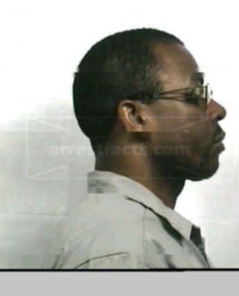 Marcus D Bradford