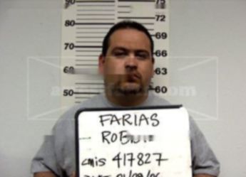 Robbie Farias