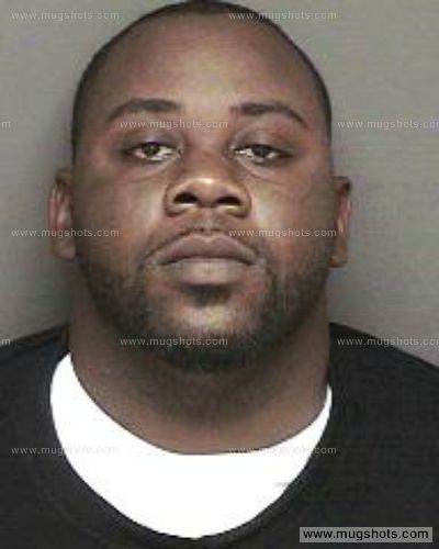 Dennis Levi Dixon