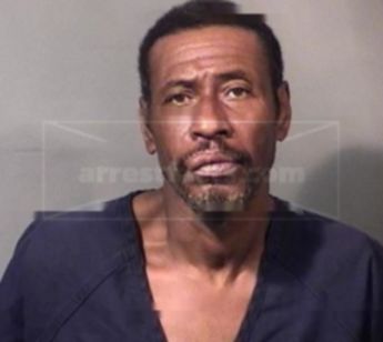 Leroy J Wade