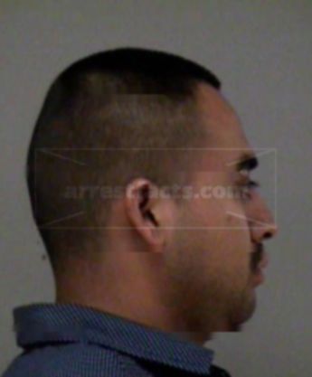 Jorge S Guzman-Soto