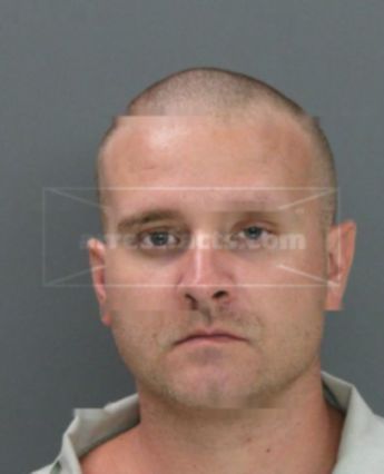 Jonathan Lee Isom