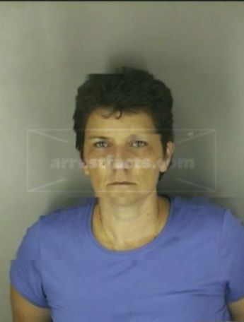 Dolores Deluca Warren