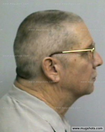 Stephen J Hunt