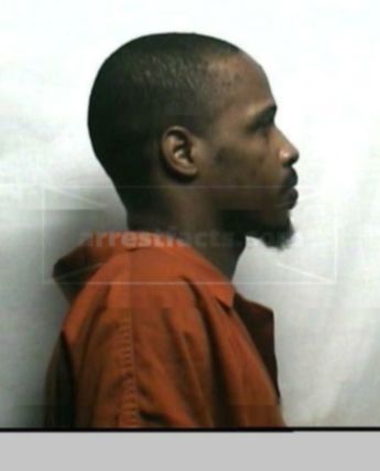 Derrick L Williams