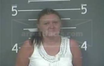 Tammy L Miller