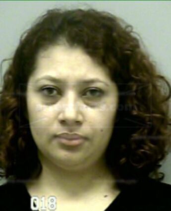 Marilyn J Castro-Cordova