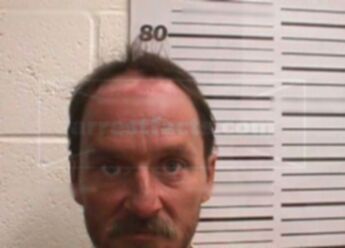 Lyle P Cole