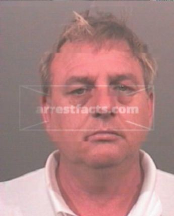 Robert Hughes