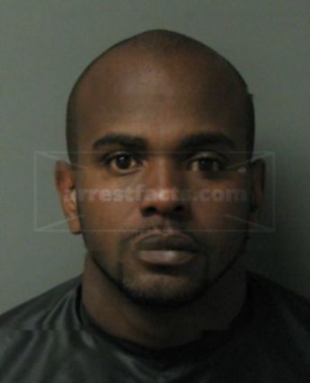Dwyanego Lenard Poole