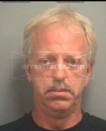 Thomas J Swindell
