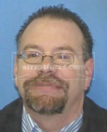 Robert G Gagliano