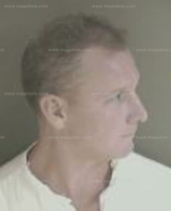 Robert Wayne Holzwarth