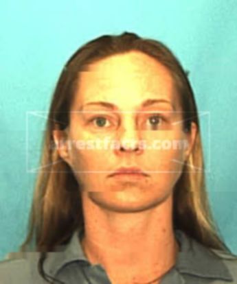 Lindsay L Daily