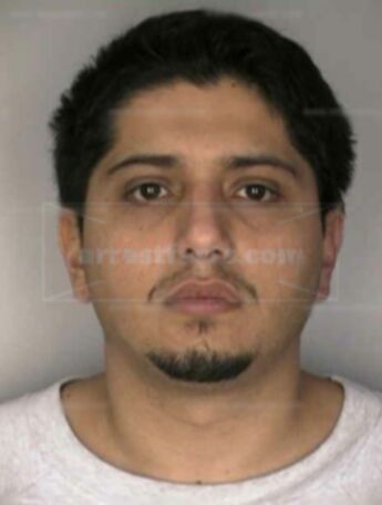 Larry Rojas