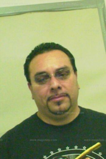 Robert Carrillo