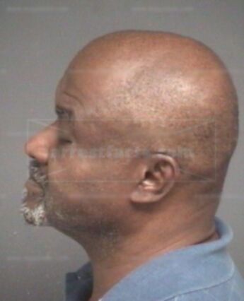 Robert Earl Jones Jr