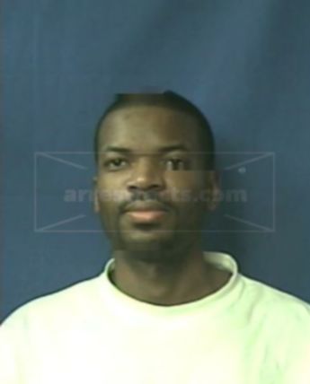 Kevyn R Manning