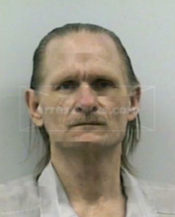 Lonnie B Mize