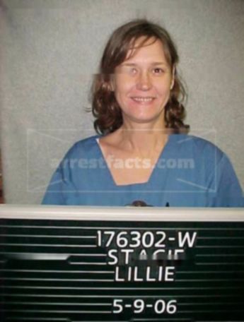 Stacie L Lillie
