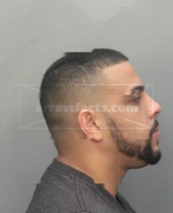 Max Valdes