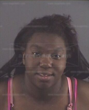 Tyeisha L Griffin
