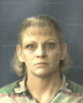 Tina R Willis