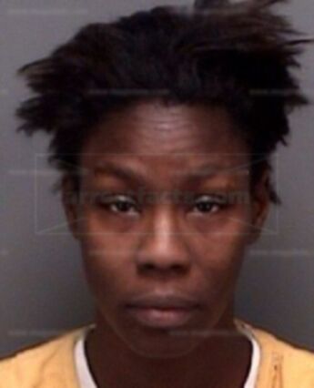 Tahesha L Cochran