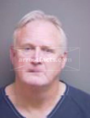 Earl J Moulton Ii