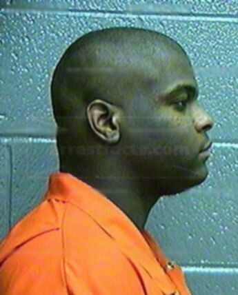 Tavaris Lenell Moss