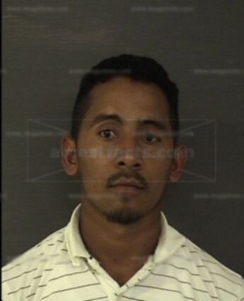 Josue Edgardo Campos Molina
