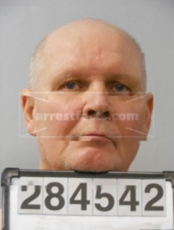 Larry Earl Wells