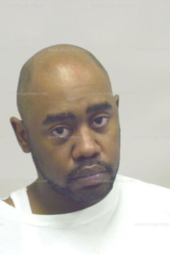 Travon R Melton