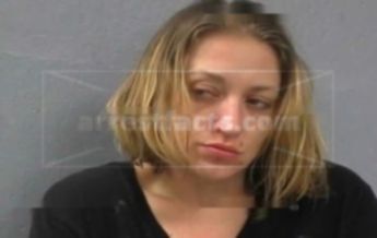 Leslie D Kutz