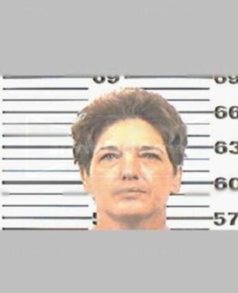 Carolyn C Chapman