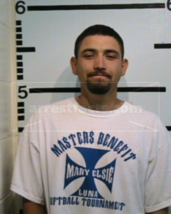 Chuy R Vasquez