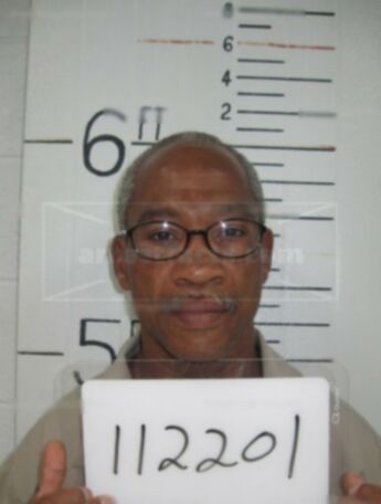 Glenn F Murphey