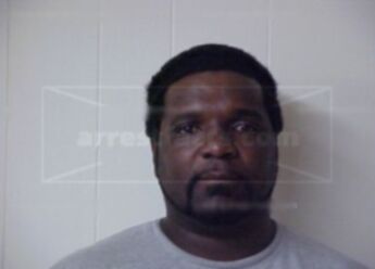 Johnny L Davis